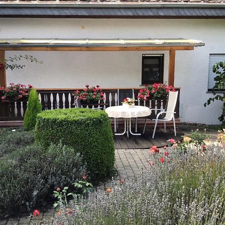 Monteur-/Und Ferienwohnung Diehl Asslar Exterior photo